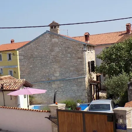 Relaxing Rustic Holiday House With Pool Krnica